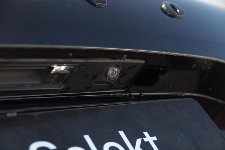 Volvo XC60 T8 455PK Automaat AWD Ultra Black Edition / stoelmassage - en ventilatie / Head-up display/ Harman Kardon audio/ BLIS/ Elektrischbedienbare stoelen met geheugen / Panoramadak/ Adaptive cruise control/ Pilot assist/ Apple Carplay/ Android auto/