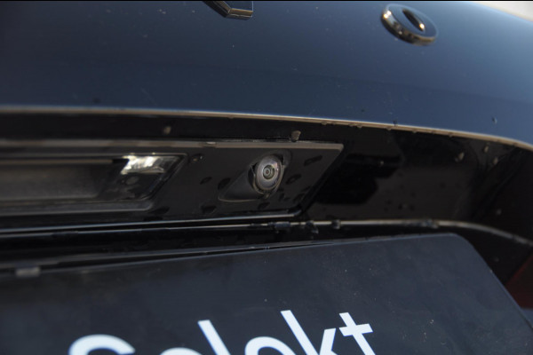 Volvo XC60 T8 455PK Automaat AWD Ultra Black Edition / stoelmassage - en ventilatie / Head-up display/ Harman Kardon audio/ BLIS/ Elektrischbedienbare stoelen met geheugen / Panoramadak/ Adaptive cruise control/ Pilot assist/ Apple Carplay/ Android auto/