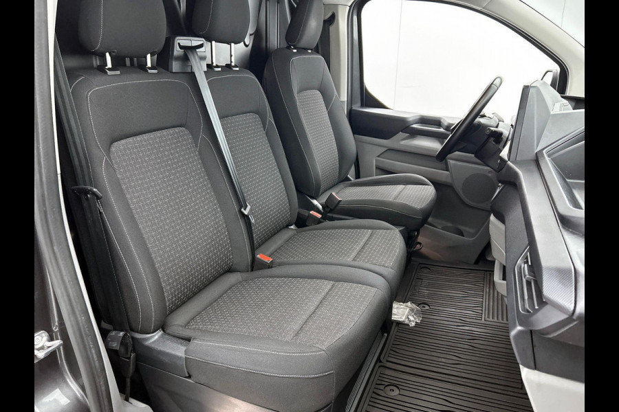 Ford Transit Custom 300 2.0 TDCI L2H1 Trend Nieuw Model Automaat Ford Transit Custom 300 2.0 TDCI L2H1 Trend NM Automaat Navigatie Parkeersensoren Camera