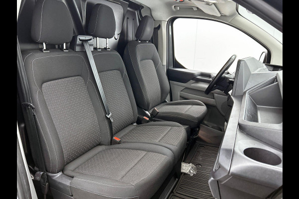 Ford Transit Custom 300 2.0 TDCI L2H1 Trend Nieuw Model Automaat Ford Transit Custom 300 2.0 TDCI L2H1 Trend NM Automaat Navigatie Parkeersensoren Camera