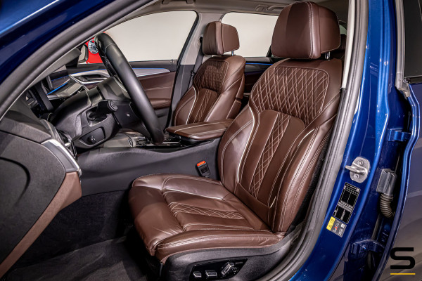 BMW 5 Serie Touring 530e|Cam|Pano|Comfort|HUD|Acc+|Nappa|APK