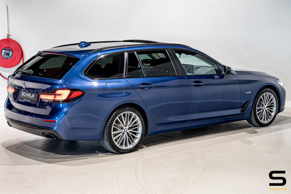 BMW 5 Serie Touring 530e|Cam|Pano|Comfort|HUD|Acc+|Nappa|APK