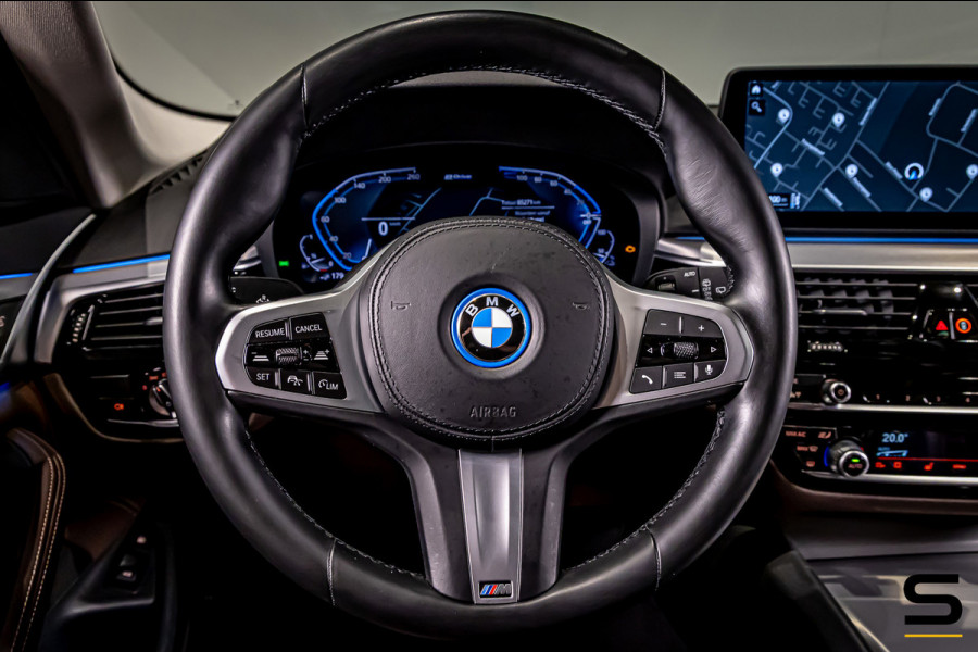 BMW 5 Serie Touring 530e|Cam|Pano|Comfort|HUD|Acc+|Nappa|APK