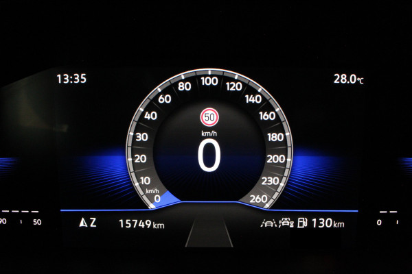 Volkswagen T-Cross 1.0 TSI Life Edition > Camera/ACC/Navi/Keyless/17inch...
