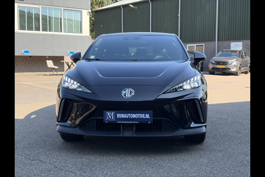 MG Mg4 electric Luxury 64 kWh LONG RANGE | SOH 97% | 8000KM |  360° CAMERA | STOEL & STUURVERWARMING | 7 JAAR MG GARANTIE T/M 02-2031 | ELEKTRISCHE STOEL | DODEHOEK SENSOR | ADAPTIVE CRUISE CONTROL|
