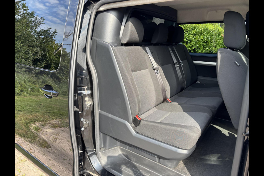 Opel Vivaro-e L3H1 Innovation DC 75 kWh | 329 km WLTP | Dubbele Schuifdeur | Camera | Trekhaak | CarPlay | Navi | 17" LMV