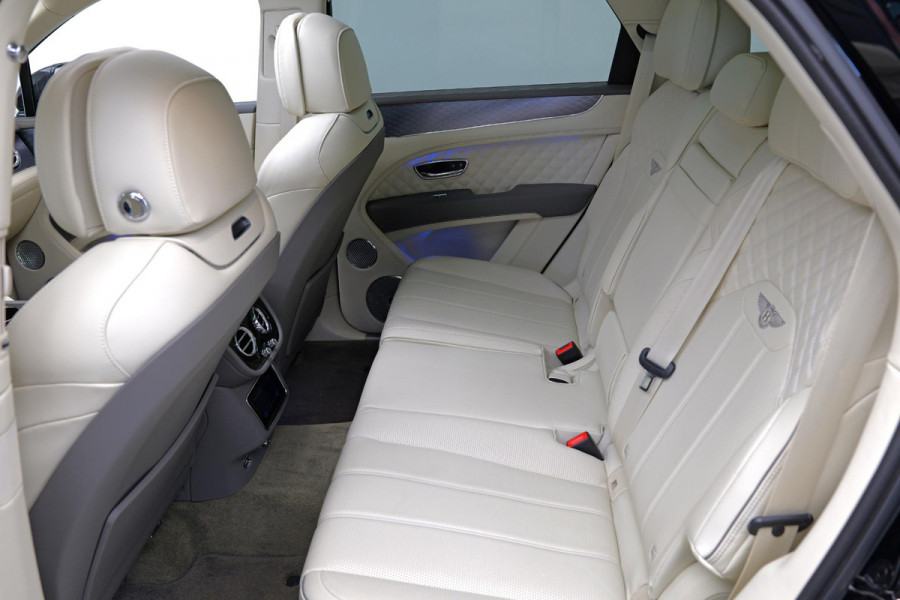 Bentley Bentayga 3.0 V6 Hybrid |Naim|Panorama|Carbon|BTW|