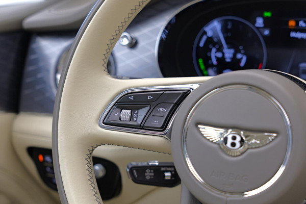 Bentley Bentayga 3.0 V6 Hybrid |Naim|Panorama|Carbon|BTW|