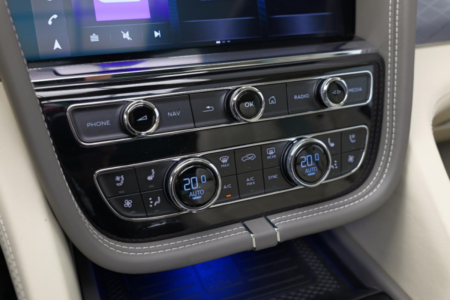 Bentley Bentayga 3.0 V6 Hybrid |Naim|Panorama|Carbon|BTW|