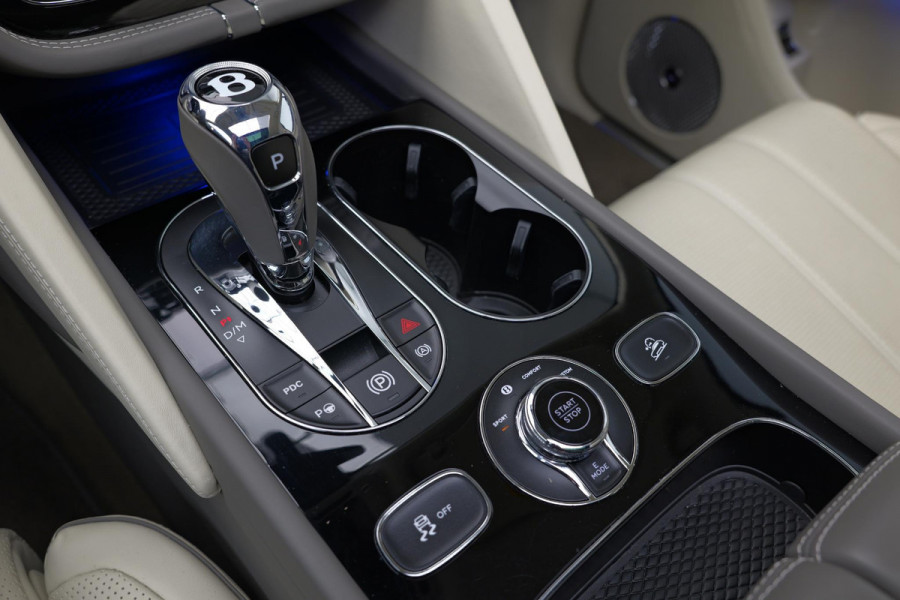 Bentley Bentayga 3.0 V6 Hybrid |Naim|Panorama|Carbon|BTW|
