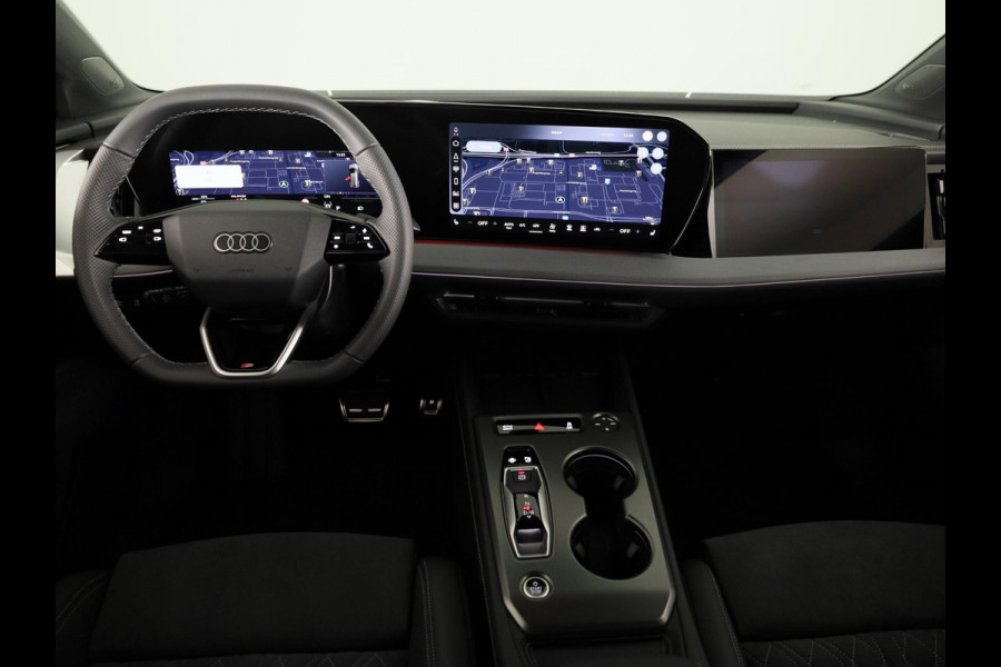 Audi Q4 e-tron S edition Quattro 82KWh 340 pk | Techniekpakket Pro | elektrische stoelen | Glazen panoramadak | head-up display  |