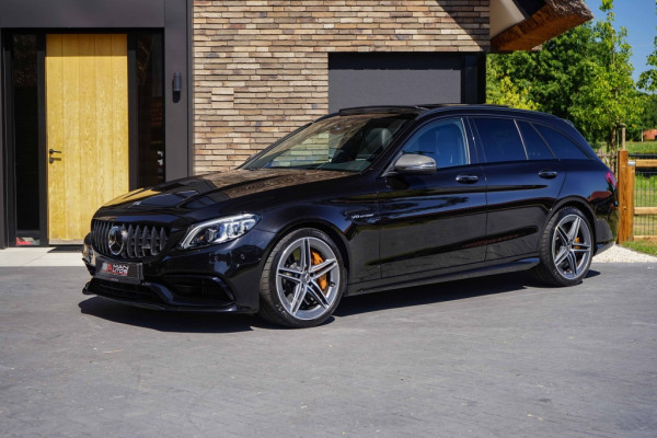 Mercedes-Benz C-Klasse C63S AMG 63 S Estate Ceramic/Pano/Carbon/Track/510PK/26DKM