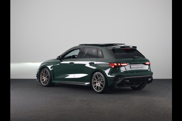 Audi RS 3 SPORTBACK Competition Limited 2.5 FSI 295 kW / 400 PK SB | 586 / 750  gelimiteerde oplage | Audi Exclusive Malachite Green | Panoramadak | Sonos | HUD |