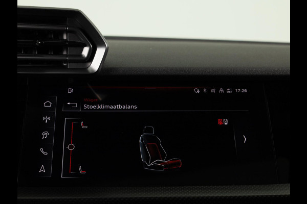 Audi RS 3 SPORTBACK Competition Limited 2.5 FSI 295 kW / 400 PK SB | 586 / 750  gelimiteerde oplage | Audi Exclusive Malachite Green | Panoramadak | Sonos | HUD |