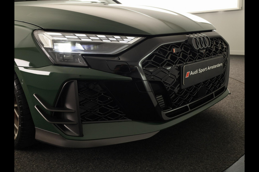 Audi RS 3 SPORTBACK Competition Limited 2.5 FSI 295 kW / 400 PK SB | 586 / 750  gelimiteerde oplage | Audi Exclusive Malachite Green | Panoramadak | Sonos | HUD |