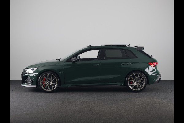Audi RS 3 SPORTBACK Competition Limited 2.5 FSI 295 kW / 400 PK SB | 586 / 750  gelimiteerde oplage | Audi Exclusive Malachite Green | Panoramadak | Sonos | HUD |