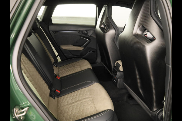 Audi RS 3 SPORTBACK Competition Limited 2.5 FSI 295 kW / 400 PK SB | 586 / 750  gelimiteerde oplage | Audi Exclusive Malachite Green | Panoramadak | Sonos | HUD |