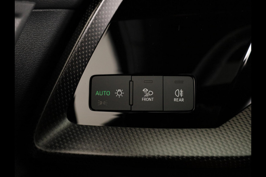 Audi RS 3 SPORTBACK Competition Limited 2.5 FSI 295 kW / 400 PK SB | 586 / 750  gelimiteerde oplage | Audi Exclusive Malachite Green | Panoramadak | Sonos | HUD |