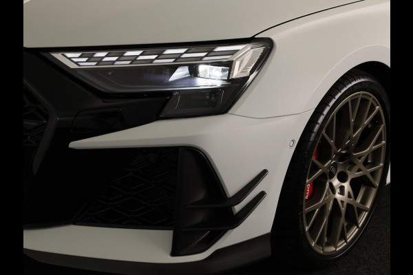Audi RS3 Sportback Competition Limited 2.5 TFSI 295 kW / 400 PK SB | 599 / 750  gelimiteerde oplage | Audi Exclusive Matte Gletsjerwit | Panoramadak | Sonos | HUD |