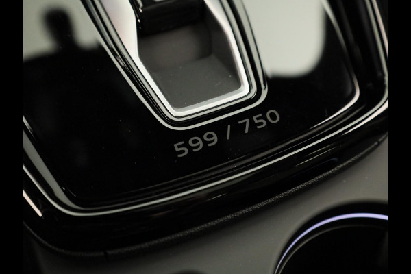Audi RS3 Sportback Competition Limited 2.5 TFSI 295 kW / 400 PK SB | 599 / 750  gelimiteerde oplage | Audi Exclusive Matte Gletsjerwit | Panoramadak | Sonos | HUD |