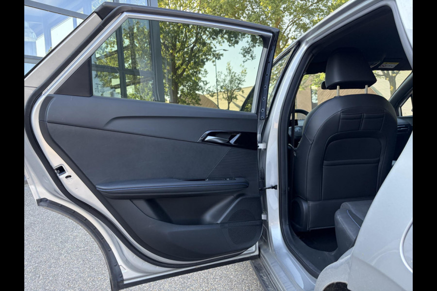 MG Mg4 electric Luxury 64 kWh LONG RANGE | SOH 95% | 15.000KM | 360° CAMERA | STOEL & STUURVERWARMING | 7 JAAR MG GARANTIE T/M 07-2031 | ELEKTRISCHE STOEL | DODEHOEK SENSOR | ADAPTIVE CRUISE CONTROL|