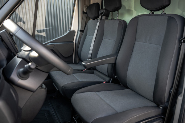 Renault Master 2.3 dCi 145 | Bakwagen met Laadklep | 146PK | LED | Cruise | Airco