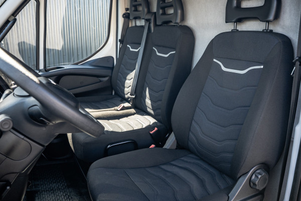 Iveco Daily 35S14V 2.3 L2H2 | Automaat | 1e Eigenaar | Euro 6 | Cruise | Climate | Trekhaak