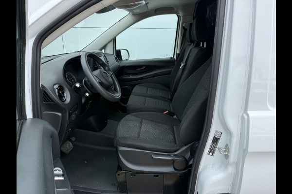 Mercedes-Benz eVito 112 66kWh L2 Elektrisch 96,3% (SOH) 280km WLTP Climate Control Cruise Control Carplay Camera Stoelverwarming Parkeersensoren