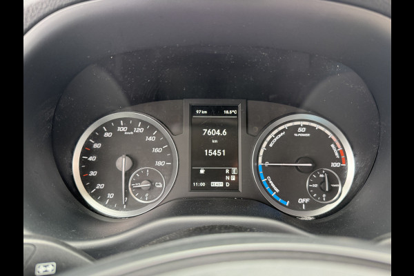 Mercedes-Benz eVito 112 66kWh L2 Elektrisch 96,3% (SOH) 280km WLTP Climate Control Cruise Control Carplay Camera Stoelverwarming Parkeersensoren