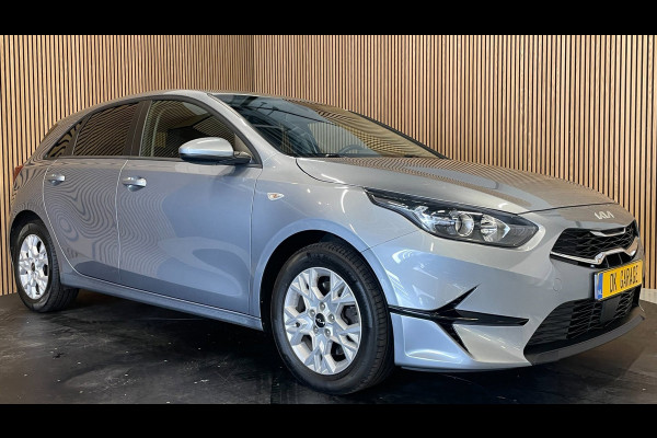 Kia Ceed 1.0 T-GDi DynamicLine|TREKHAAK|APPLE CARPLAY, ANDROID AUTO|STOEL-,STUURVERWARMING|CAMERA|CRUISE,CLIMATE|1E EIG.|INCL.BTW|