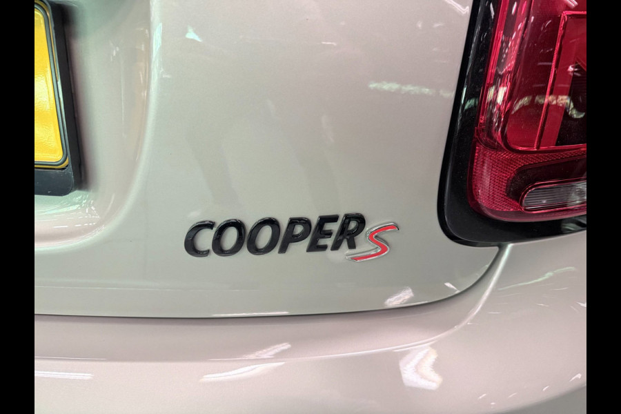 MINI Cabrio 2.0 Cooper S JCW 18'' JCW-STOELEN/NAVI/H-UP/H-KARDON/CAM/DAB/CARPLAY///