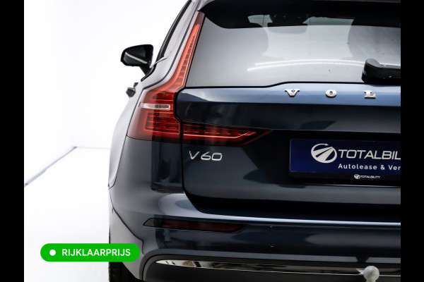 Volvo V60 2.0 T8 Plug-in hybrid AWD Ultimate Bright | Bowers & Wilkins | Panorama dak | Trekhaak | Stoel- Stuur en achterbankverw. | Head-up, Pilot assist, Elec. achterklep, 360 Camera, Electrische stoelen met geheugen