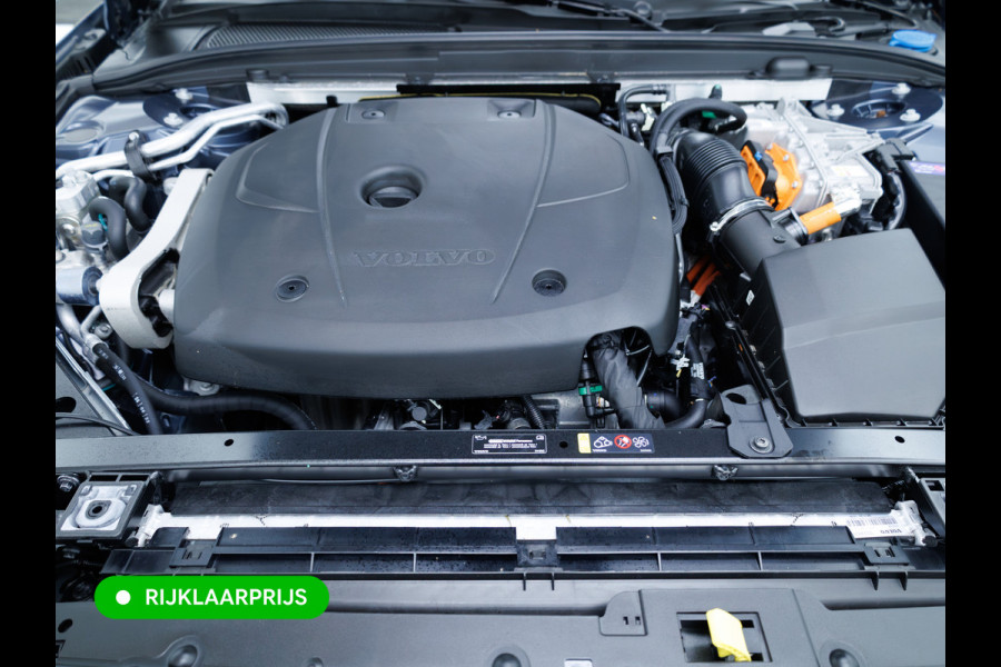 Volvo V60 2.0 T8 Plug-in hybrid AWD Ultimate Bright | Bowers & Wilkins | Panorama dak | Trekhaak | Stoel- Stuur en achterbankverw. | Head-up, Pilot assist, Elec. achterklep, 360 Camera, Electrische stoelen met geheugen