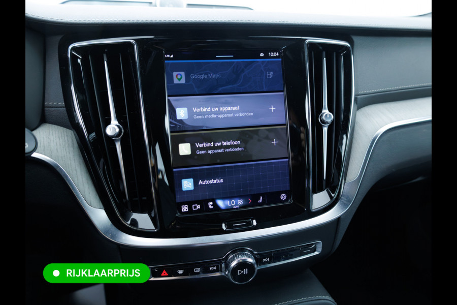 Volvo V60 2.0 T8 Plug-in hybrid AWD Ultimate Bright | Bowers & Wilkins | Panorama dak | Trekhaak | Stoel- Stuur en achterbankverw. | Head-up, Pilot assist, Elec. achterklep, 360 Camera, Electrische stoelen met geheugen