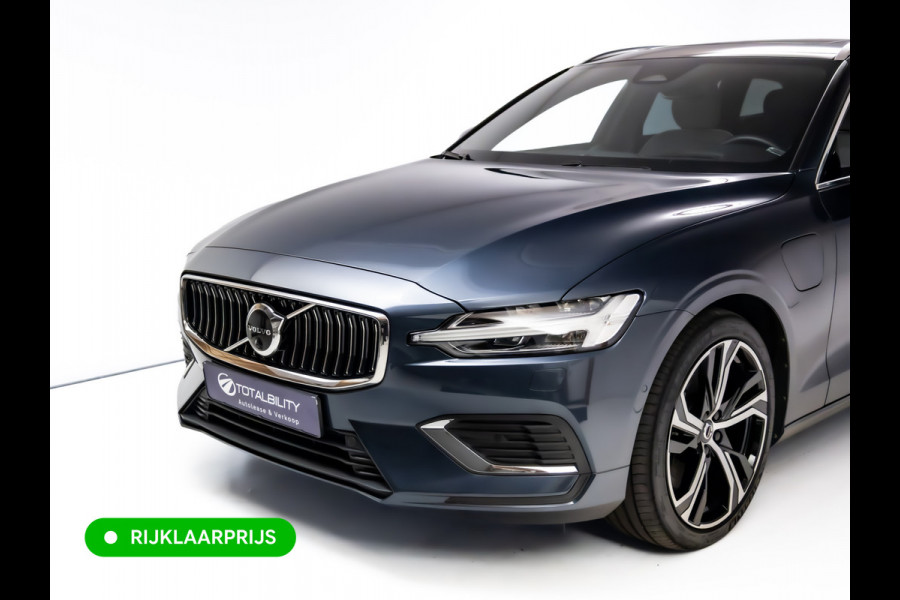 Volvo V60 2.0 T8 Plug-in hybrid AWD Ultimate Bright | Bowers & Wilkins | Panorama dak | Trekhaak | Stoel- Stuur en achterbankverw. | Head-up, Pilot assist, Elec. achterklep, 360 Camera, Electrische stoelen met geheugen
