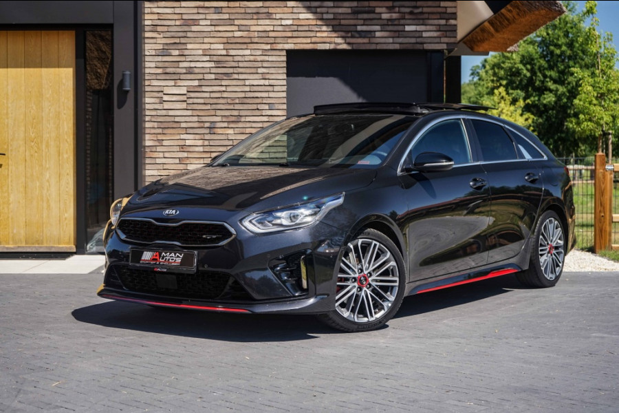 Kia ProCeed GT 1.6 T-GDI DCT/Pano/JBL/Memory/ACC/204PK