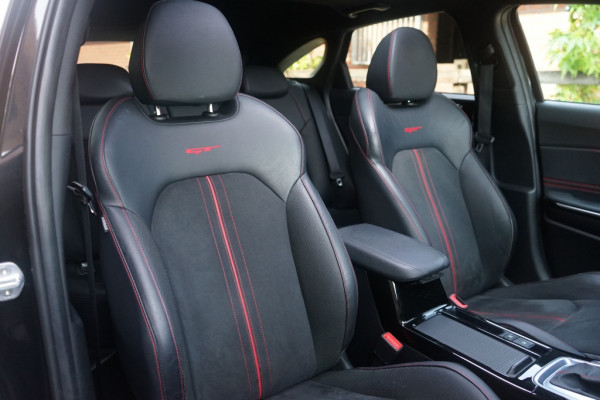 Kia ProCeed GT 1.6 T-GDI DCT/Pano/JBL/Memory/ACC/204PK