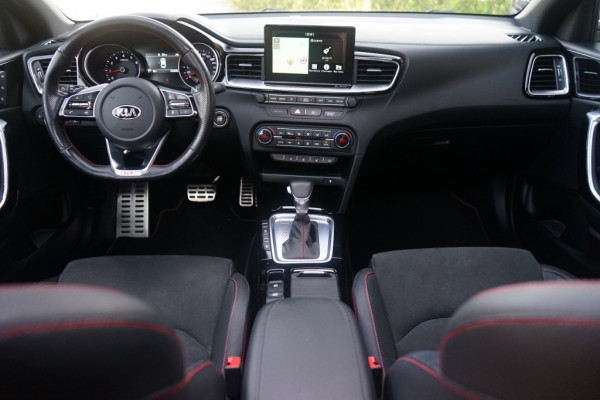Kia ProCeed GT 1.6 T-GDI DCT/Pano/JBL/Memory/ACC/204PK