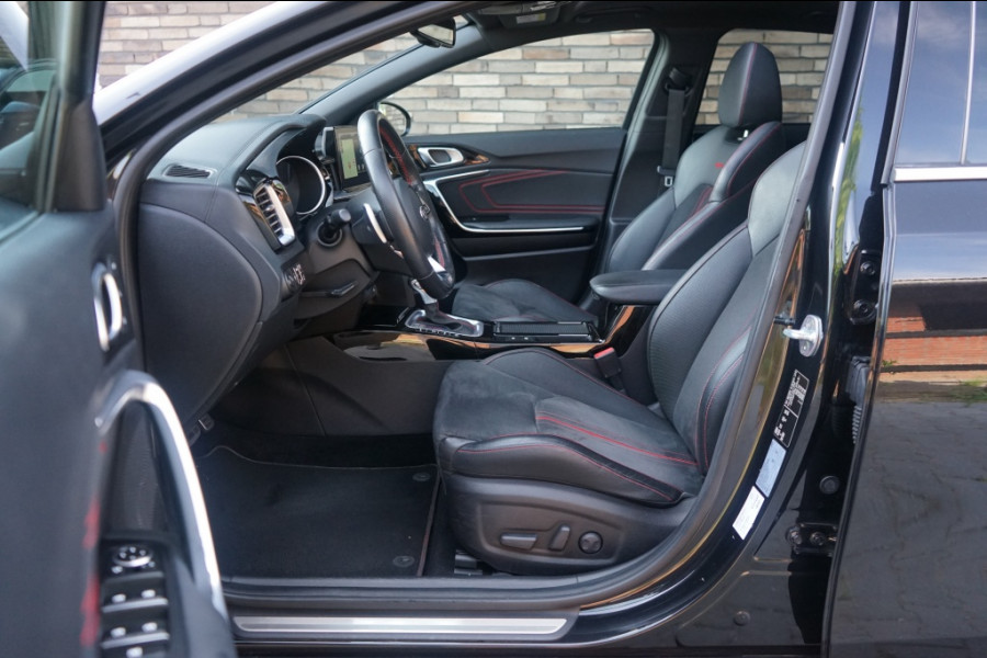 Kia ProCeed GT 1.6 T-GDI DCT/Pano/JBL/Memory/ACC/204PK