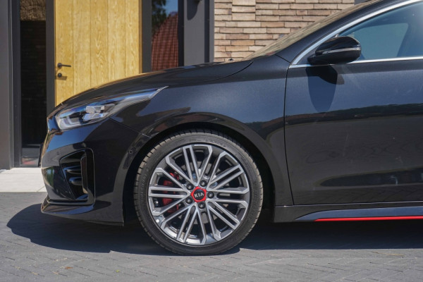 Kia ProCeed GT 1.6 T-GDI DCT/Pano/JBL/Memory/ACC/204PK