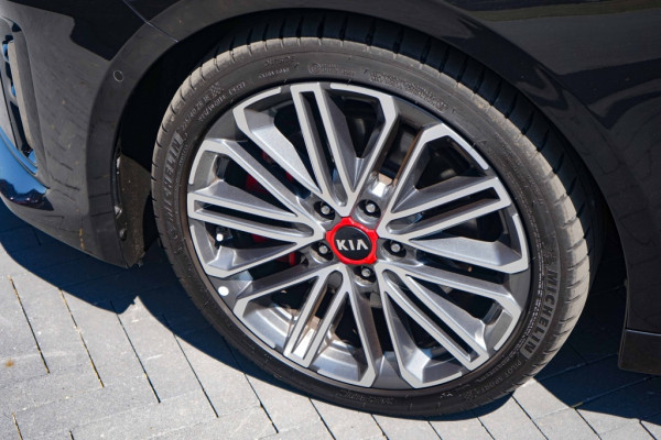 Kia ProCeed GT 1.6 T-GDI DCT/Pano/JBL/Memory/ACC/204PK