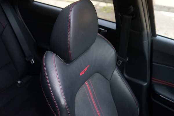 Kia ProCeed GT 1.6 T-GDI DCT/Pano/JBL/Memory/ACC/204PK
