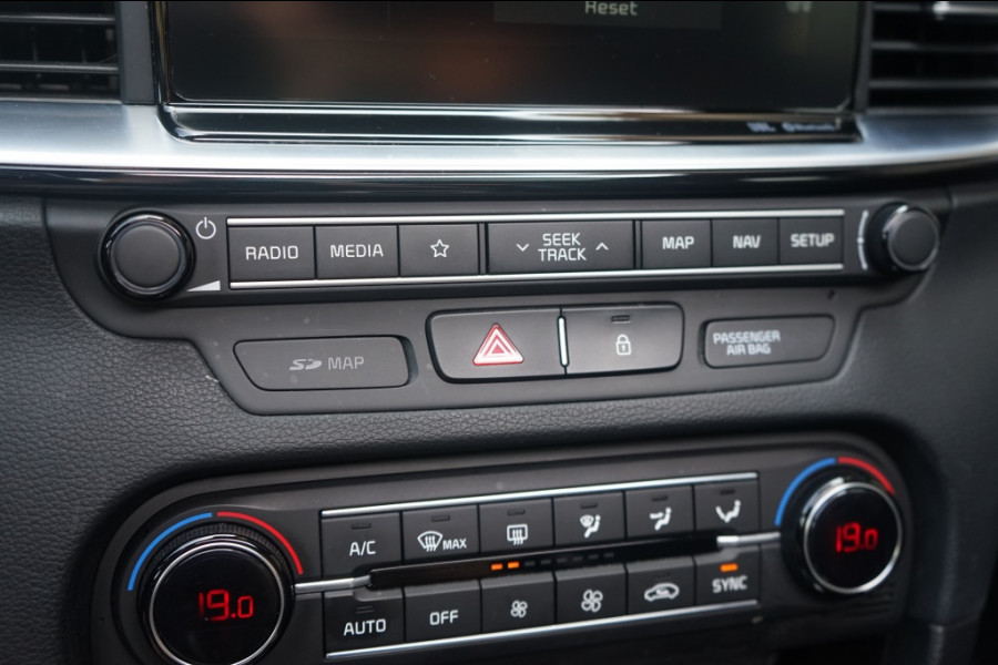 Kia ProCeed GT 1.6 T-GDI DCT/Pano/JBL/Memory/ACC/204PK