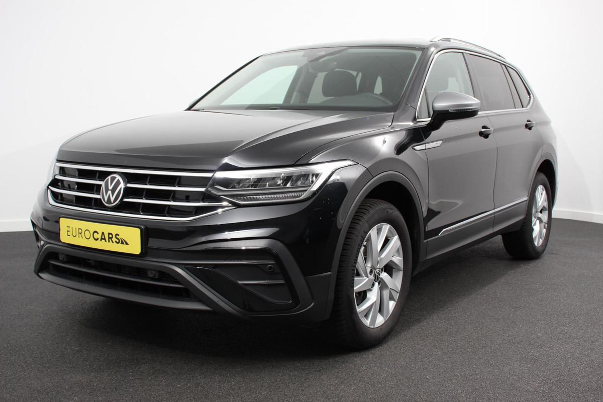 Volkswagen Tiguan Allspace 1.5 TSI 150pk DSG Life 7p. Navigatie Climate Control Trekhaak afneembaar Elektrische bedienbare achterklep Adaptieve Cruise Control Extra Getint Glas