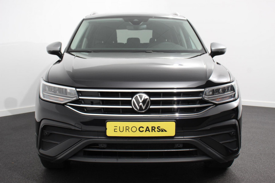 Volkswagen Tiguan Allspace 1.5 TSI 150pk DSG Life 7p. Navigatie Climate Control Trekhaak afneembaar Elektrische bedienbare achterklep Adaptieve Cruise Control Extra Getint Glas