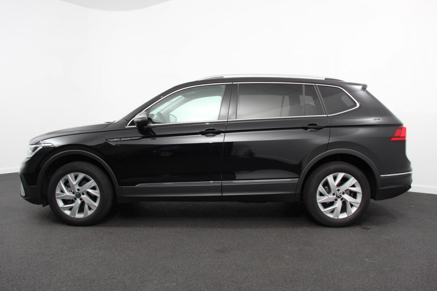 Volkswagen Tiguan Allspace 1.5 TSI 150pk DSG Life 7p. Navigatie Climate Control Trekhaak afneembaar Elektrische bedienbare achterklep Adaptieve Cruise Control Extra Getint Glas
