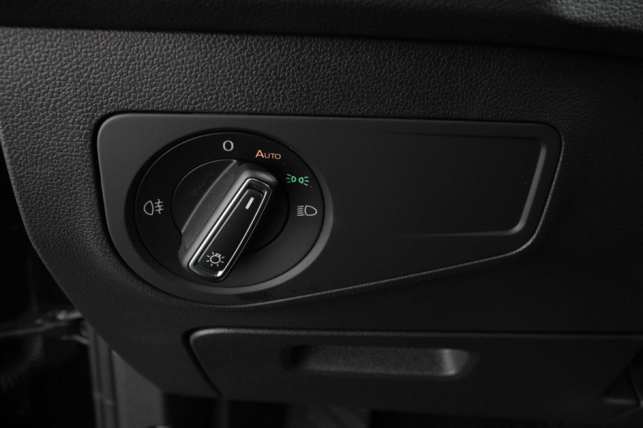 Volkswagen Tiguan Allspace 1.5 TSI 150pk DSG Life 7p. Navigatie Climate Control Trekhaak afneembaar Elektrische bedienbare achterklep Adaptieve Cruise Control Extra Getint Glas