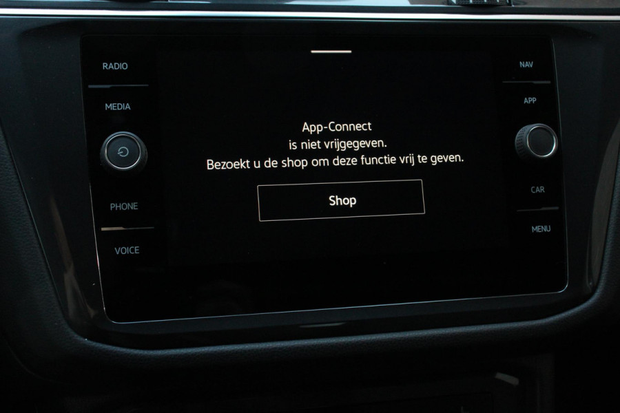 Volkswagen Tiguan Allspace 1.5 TSI 150pk DSG Life 7p. Navigatie Climate Control Trekhaak afneembaar Elektrische bedienbare achterklep Adaptieve Cruise Control Extra Getint Glas