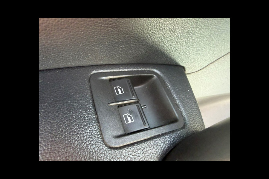 Volkswagen Caddy 1.4 TGI L2H1 EcoFuel Maxi AIRCO I PDC I 1e EIGENAAR I COMPLETE ONDERHOUDSHISTORIE I RIJDEN OP GROEN GAS = CO2 NEUTRAAL OOK LEVERBAAR ZONDER KASTJES IN LAADRUIMTE