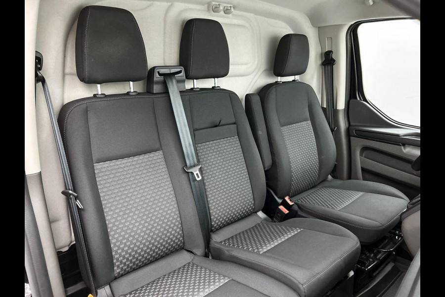 Ford Transit Custom 300 2.0 TDCI L2H1 Trend Automaat Airco Navigatie Cruisecontrol Camera Parkeersensoren Trekhaak